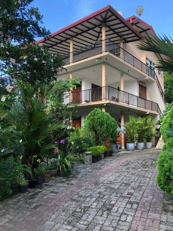 Coral Palm Villa And Apartment Унаватуна Екстериор снимка