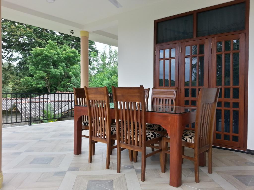 Coral Palm Villa And Apartment Унаватуна Екстериор снимка