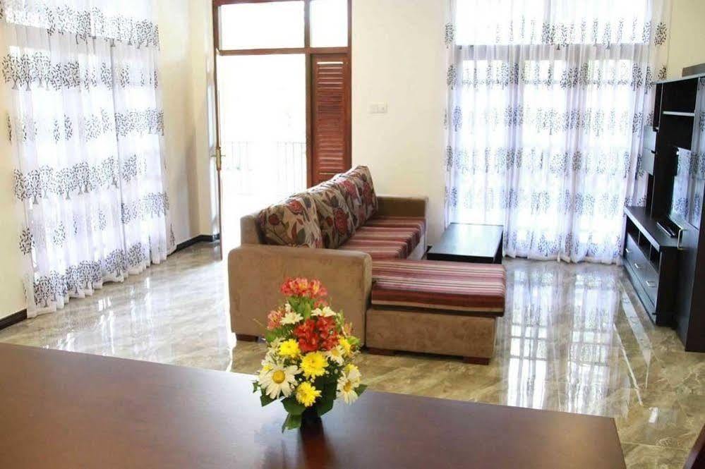 Coral Palm Villa And Apartment Унаватуна Екстериор снимка